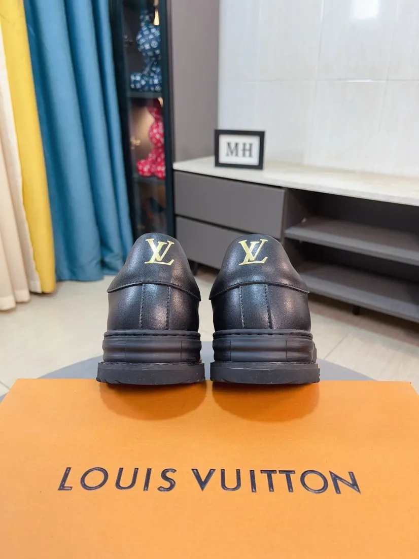 Men's shoes💰420🌹🌹[LV]🌹High-end men's shoes brand: official website 1:1 latest masterpiece: the upper is made of Italian imported first-layer cowhide with special materials➕full genuine leather lining🔥, making walking more convenient and comfortable! Exclusive new style, stunning work [color]! Create a fashionable personality to set off your uniqueness! A must-have for trendy men! Classic🔥Number: 38-44